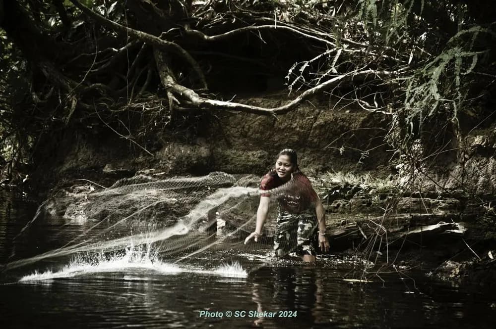 Penan community photograph 7 by SC Shekar